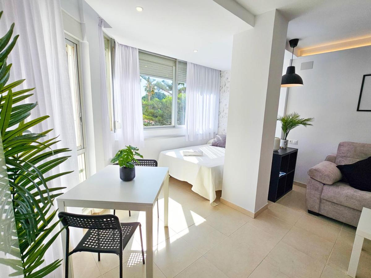 Estudio Vip Mediterraneo - Alojamientos La Torre Торе дел Мар Екстериор снимка