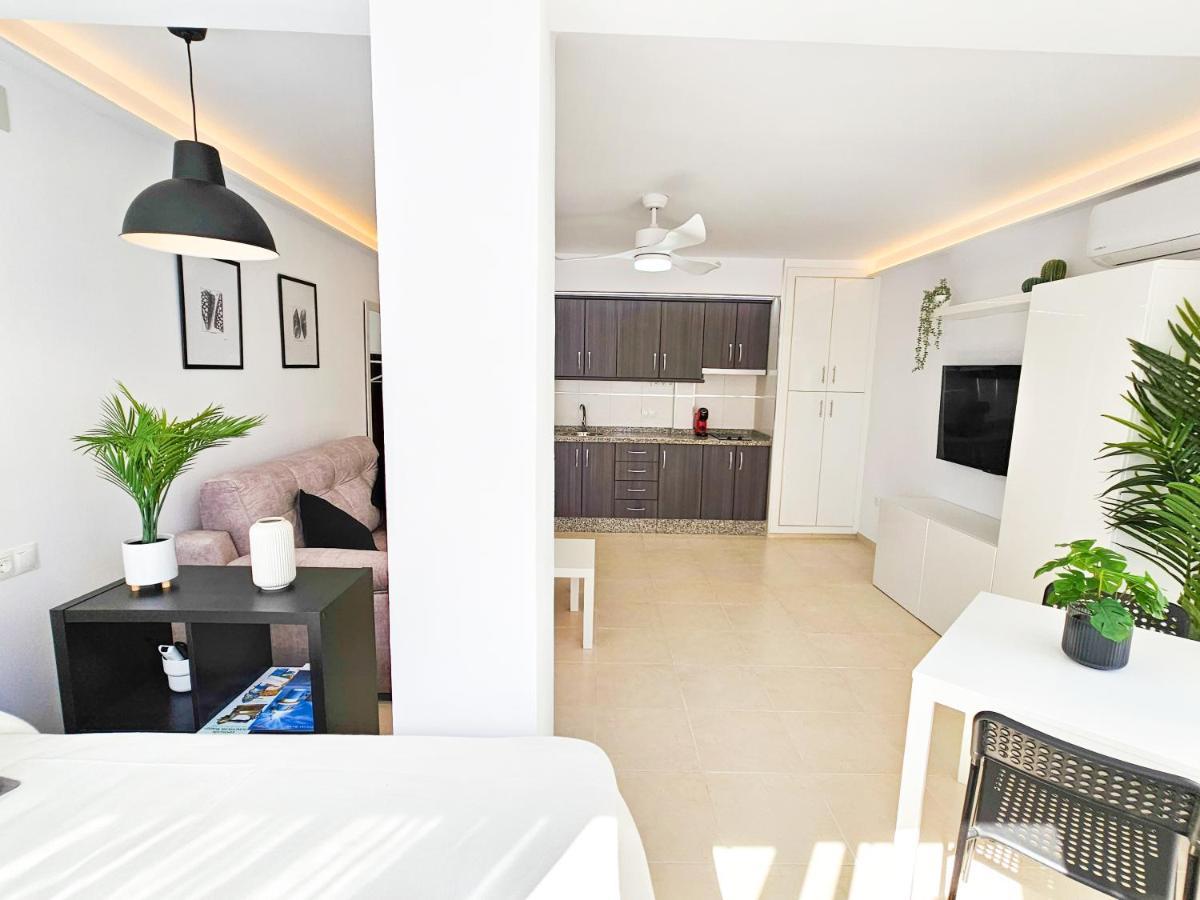 Estudio Vip Mediterraneo - Alojamientos La Torre Торе дел Мар Екстериор снимка