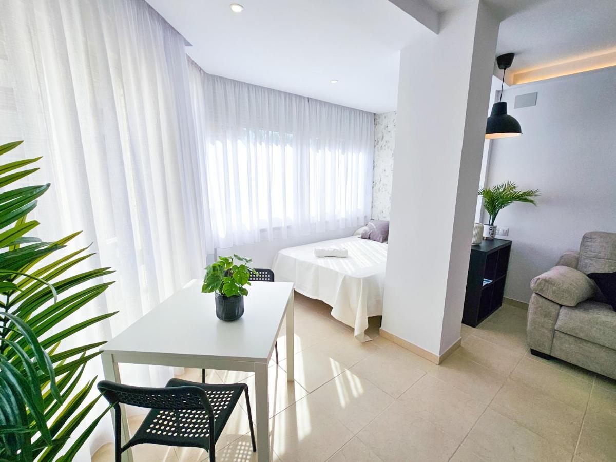 Estudio Vip Mediterraneo - Alojamientos La Torre Торе дел Мар Екстериор снимка