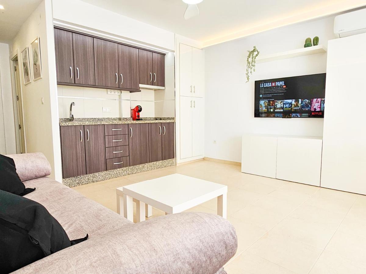 Estudio Vip Mediterraneo - Alojamientos La Torre Торе дел Мар Екстериор снимка